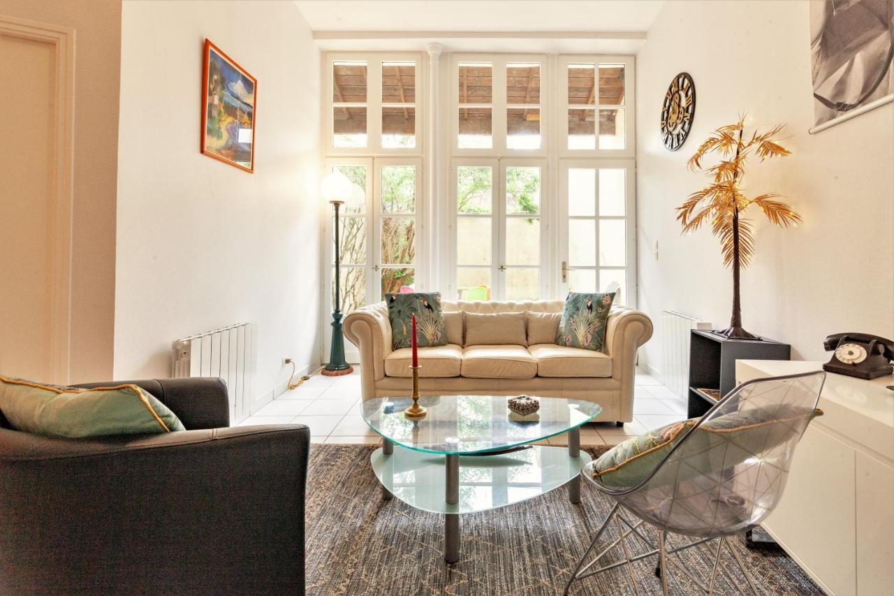Appartement Le Patio - Hypercentre - Cour Au Calme - Wifi à Vannes Extérieur photo